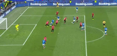 1718515973476312.gif 3.gif