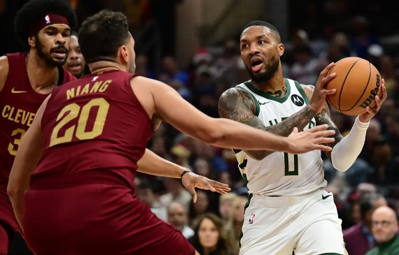 字母哥缺阵 利拉德空砍36+7 加兰39+8 雄鹿再负骑士 字母哥缺阵 利拉德空砍36+7 加兰39+8 雄鹿再负骑士