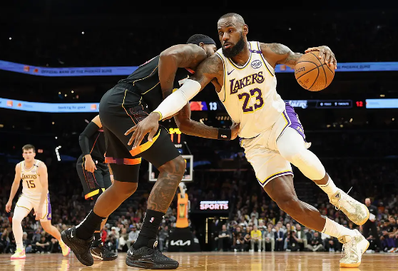 KD复出&三巨头72分 老詹里程悲 太阳第3节净胜18分&大胜湖人 KD复出&三巨头72分 老詹里程悲 太阳第3节净胜18分&大胜湖人