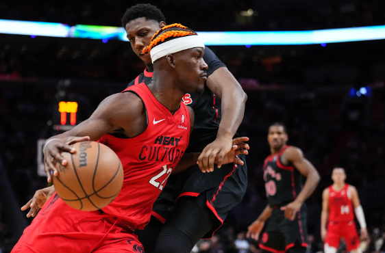 希罗23分&正负值+30 巴特勒18中5 热火击败猛龙迎四连胜