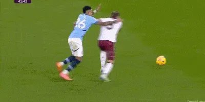 1736010423788142.gif 3.gif