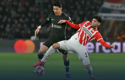 欧冠-埃因霍温3-2战胜利物浦，加克波点射，埃利奥特补射