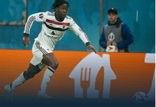 欧联杯-曼联2-0布加勒斯特星 8场不败直通16强 梅努传射建功