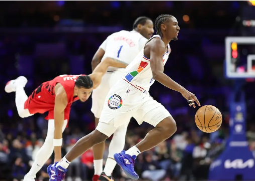 A-西蒙斯34分 马克西伤退 庄神25+18 开拓者力克76人