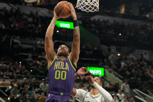 瓦塞尔22分 凯尔登19分 麦科勒姆26+7+9 马刺7人上双擒鹈鹕 瓦塞尔22分 凯尔登19分 麦科勒姆26+7+9 马刺7人上双擒鹈鹕