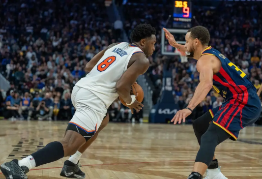 库里28+7+5 唐斯29+12 勇士10人轮换全得分力克尼克斯迎7连胜