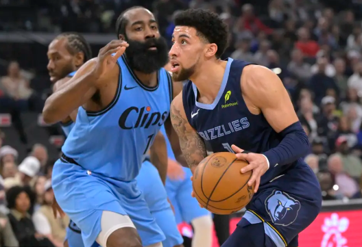 哈登三节30分后摸鱼 小卡23+10 快船击退灰熊喜迎5连胜