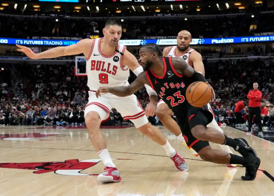 怀特28+6 武切维奇22+10+7 奎克利17+9 公牛擒猛龙锁定附加赛