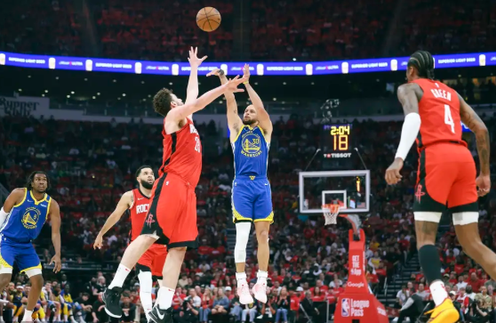 库里31+6&19中12 申京26+9 勇士拒绝火箭逆转迎开门红