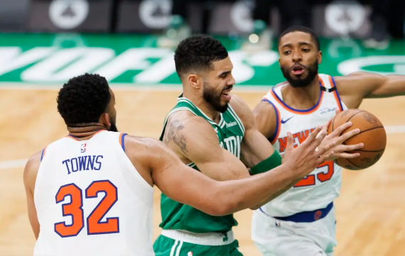 大桥致胜封盖 双探花42中13 尼克斯2-0绿军再次20分逆转! 大桥致胜封盖 双探花42中13 尼克斯2-0绿军再次20分逆转!