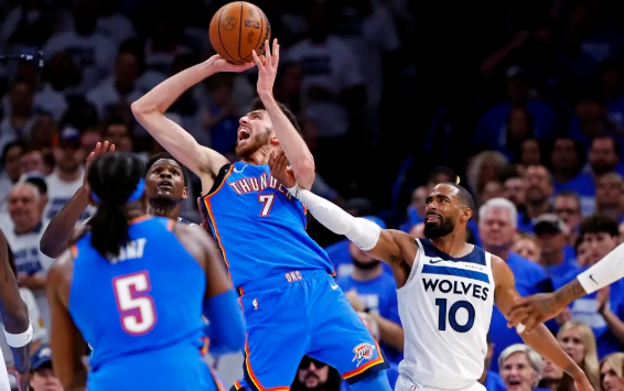 雷霆4-1森林狼晋级总决赛!SGA34+7+8 华子18中7 雷霆4-1森林狼晋级总决赛!SGA34+7+8 华子18中7